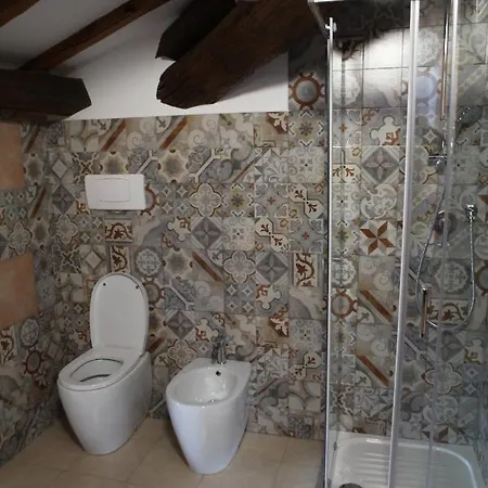 Dante Lejlighedshotel 3*